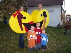 Creative family costumes ideas for halloween.