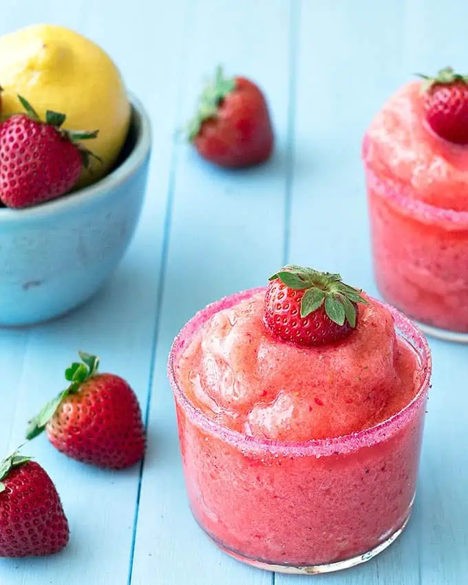 frozen-strawberry-lemonade