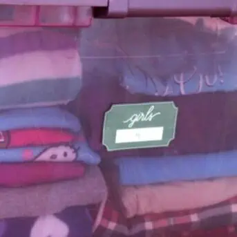 I love these free printables labels! They're perfect for organizing kids clothes and hand me downs for storage. Now I'll never have to wonder where something is because I'll actually be able to find it!