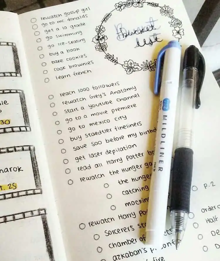 bucket list with floral motives checklist idea for journal