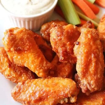 Air Fryer Hooter’s Chicken Wings Copycat Recipe