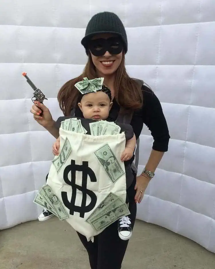super fun baby carrier Halloween costume ideas bank robber with a bag of money