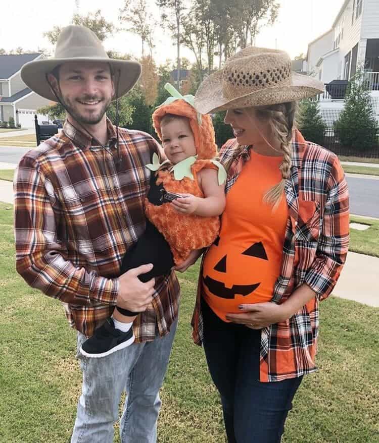 Pumpkin patch baby bump halloween costume