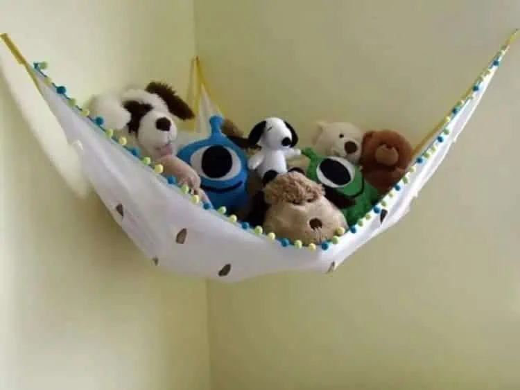 Stuffed Animals Net Tutorial easy storage solutions for living rooms