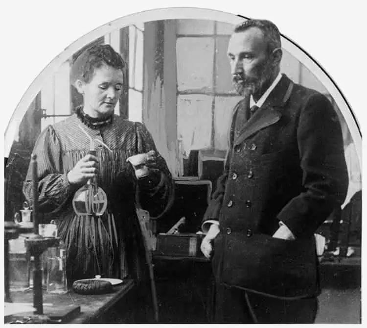 Marie Curie and Pierre Currie discovered radium in their lab on 21 December 1898