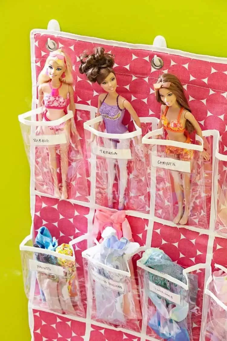 over-the-door transparent shoe holder for storing dolls and other small toys