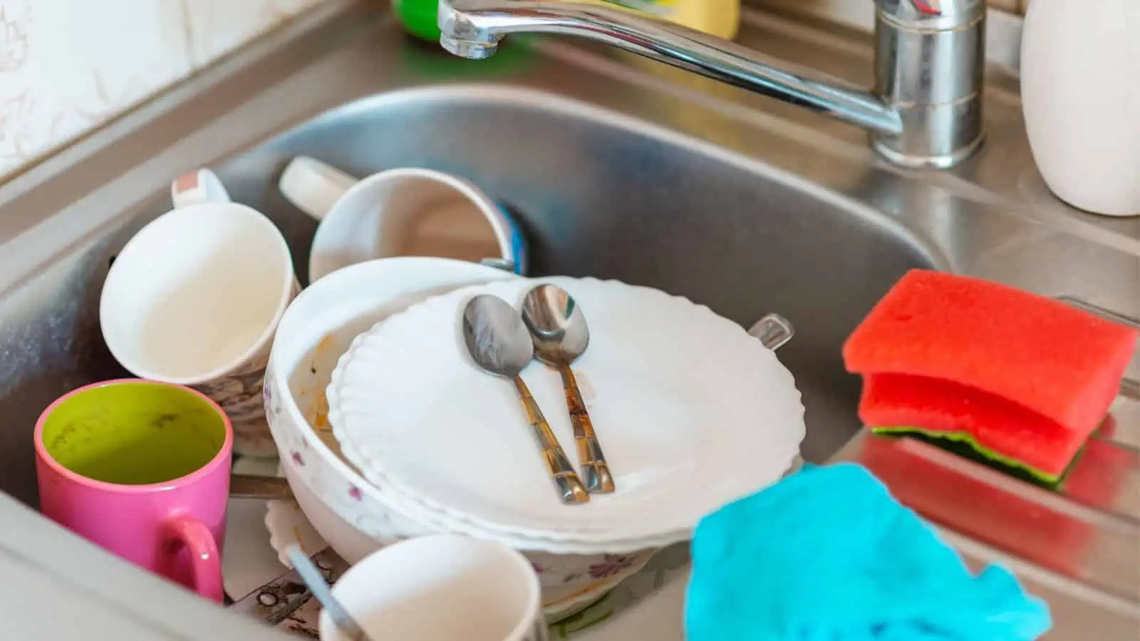 dirty dishes in sink